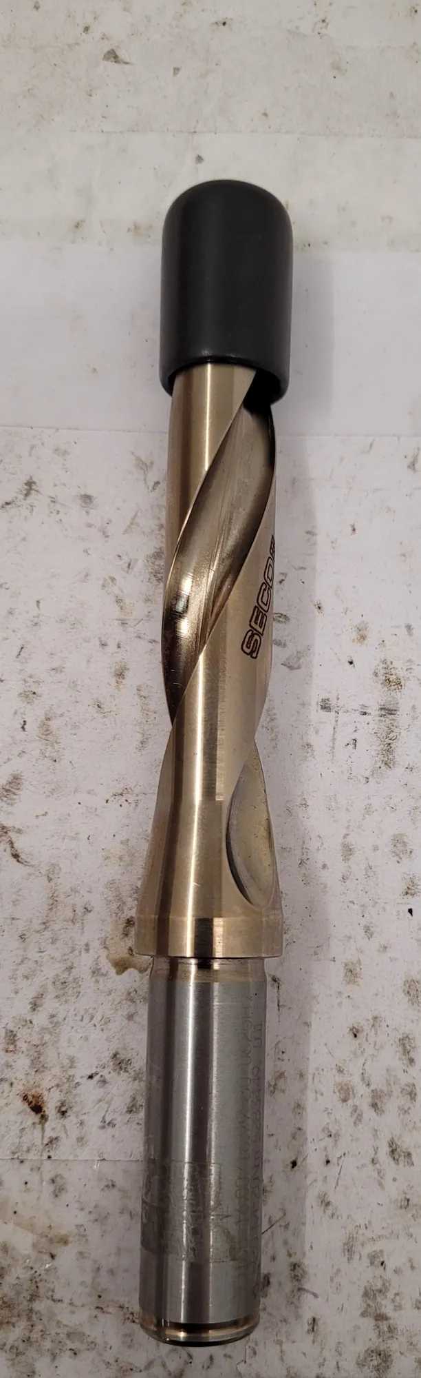 SECO SD105 CROWNLOC INDEXABLE DRILL - BODY 0.610IN, CUT MIN 0.630IN, OAL 6.260IN - MACHINE TOOLING