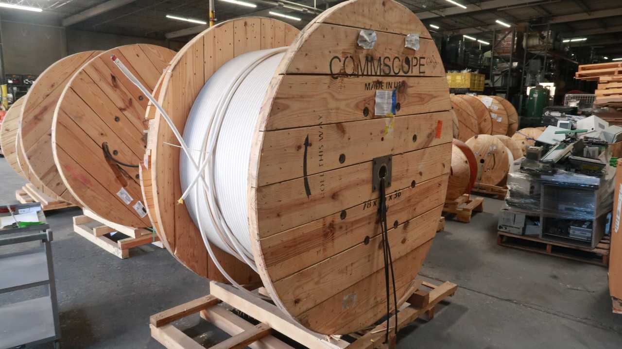 COMMSCOPE 96 SINGLE MODE FIBER OPTIC CABLE, 96 FIBER, ARMORED, INTERLOCKING, OFCP RATING - FIBER OPTIC CABLE