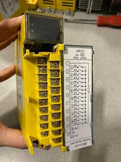 FANUC A03B-0819-C104 16I/18I/21I I/O MODULE 24VDC 16 INPUTS 2023 - PLC MODULES