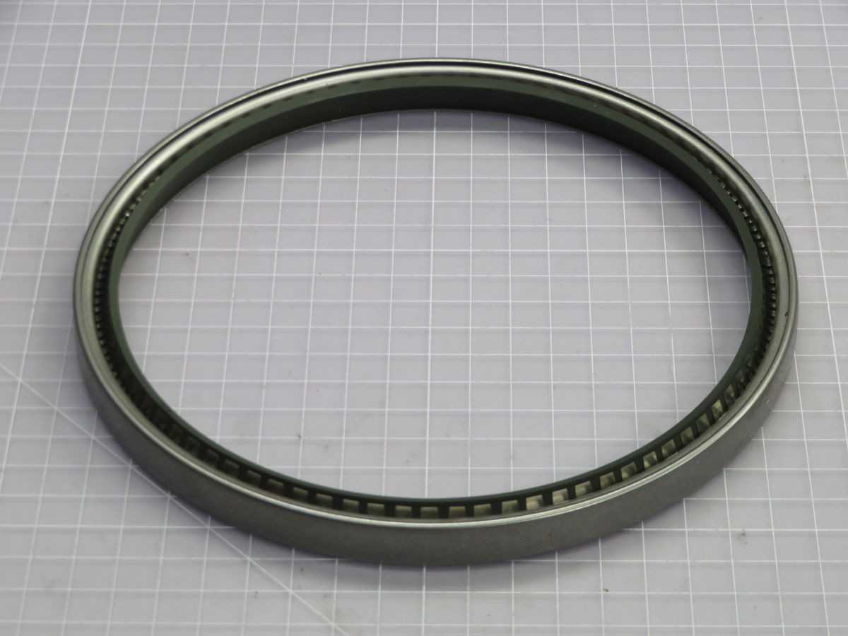 GARLOCK 21699-3592 OIL SEAL T261986 - OIL SEAL