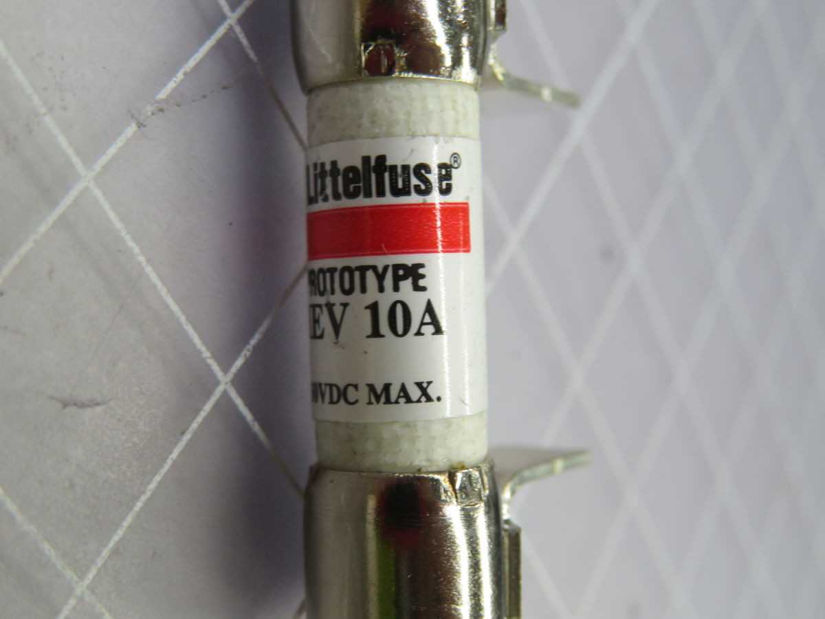 LOT OF 190 LITTELFUSE L8K23F FUSES 40 A AND 10 A T262213 - FUSES