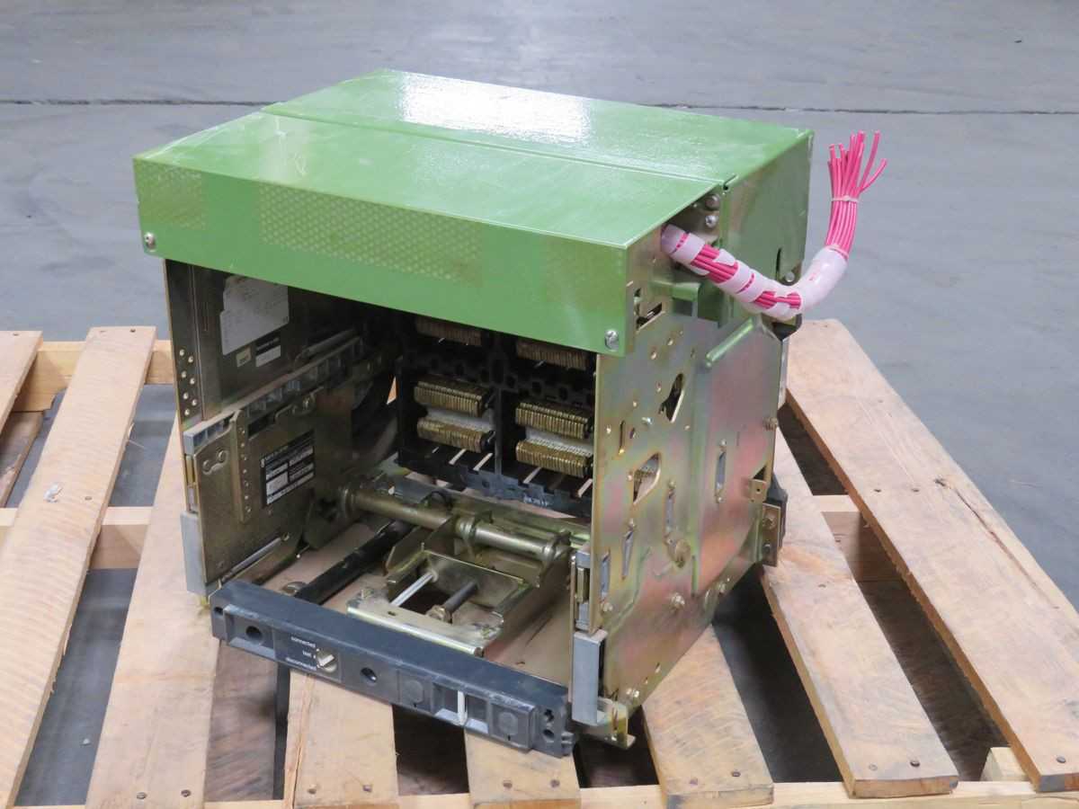 MERLIN GERIN MP20 CIRCUIT BREAKERS, 2000A CURRENT, 690V AC OP V, 65KA ICU, 3/4 POLE - PCB CIRCUIT BOARDS