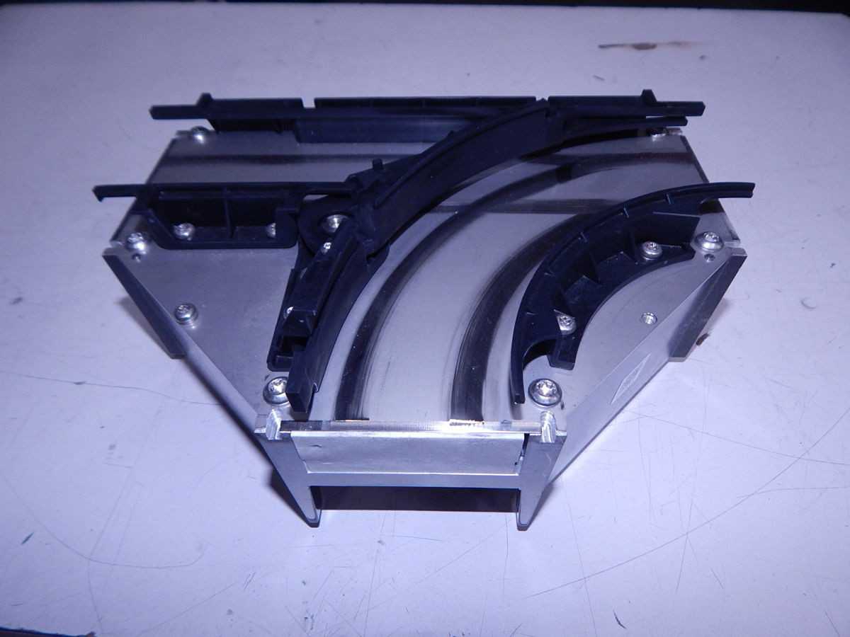 ROCKWELL AUTOMATION 804110A27357 INTELLIGENT CONVEYOR SYSTEM INTERSECTION OR "T" - CONVEYOR PARTS