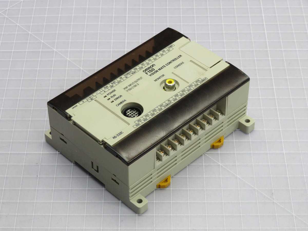 OMRON F150-C15E-3 VISION MATE CTRL, 24 VDC POWER, 8 I/O, RS-232C, 1 F150 CAM PORT - OPERATOR CONTROLS