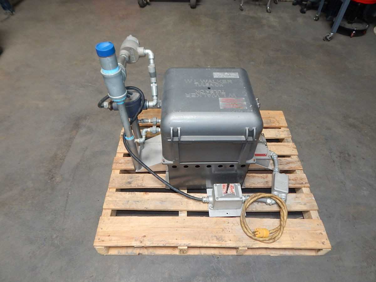 W.L. Walker Co. 18028CSU Explosion Proof Heated Centrifuge, 8x100ML, 93C, 2200 RPM - LAB & SCIENTIFIC