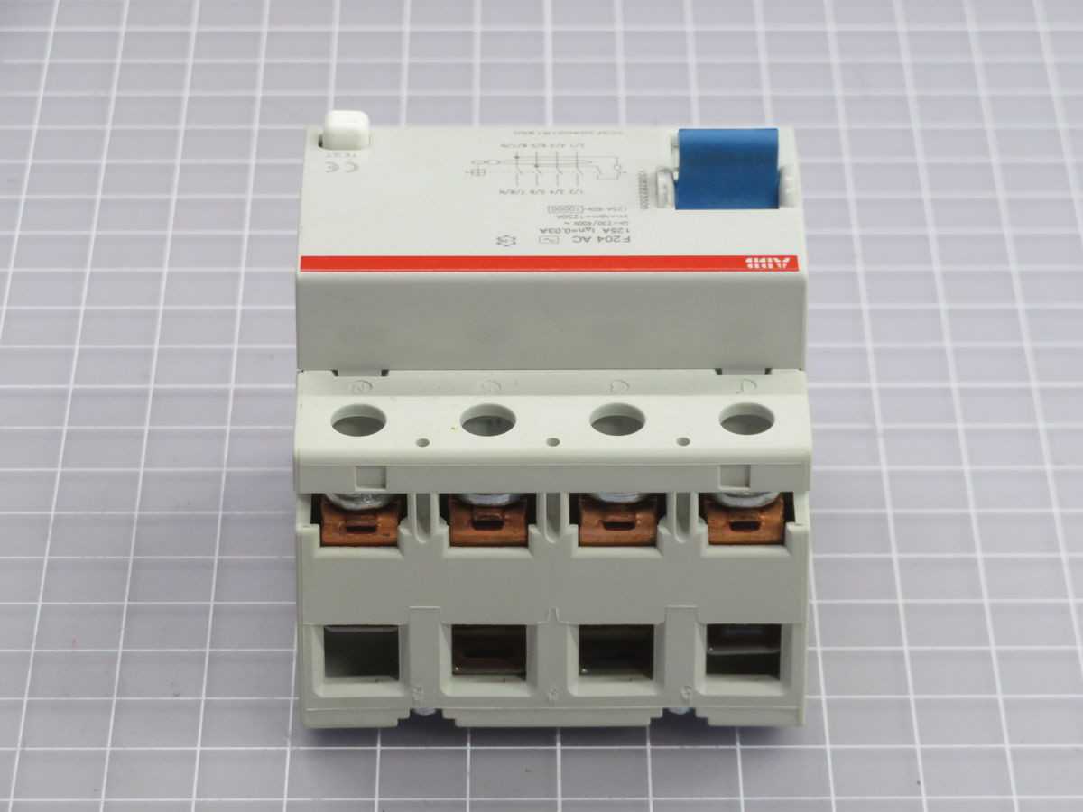ABB F204 AC Circuit Breaker 125A 0.03A 2CSF204001R1950 T260701 - CIRCUIT BREAKERS