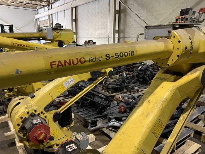 2002 FANUC S-500IB ROBOT, 15KG PAYLOAD, 2757MM REACH, RJ3IB CONTROLLER - ARTICULATED ROBOTS