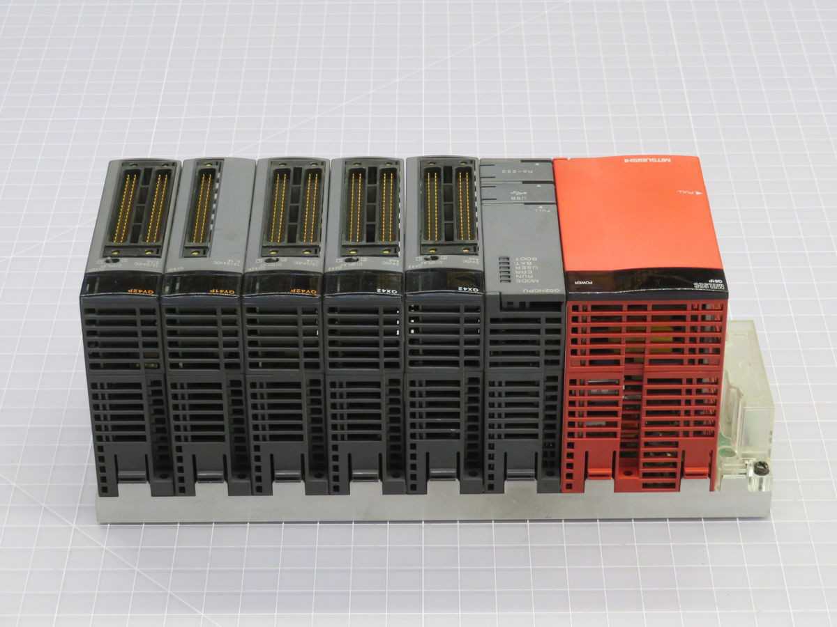 Mitsubishi Q02HCPU PLC CPU, 28K Step Memory, 8192 I/O, 0.075 US LD Inst, 4 CPU Max, 5VDC, 0.7A - PLC MODULES