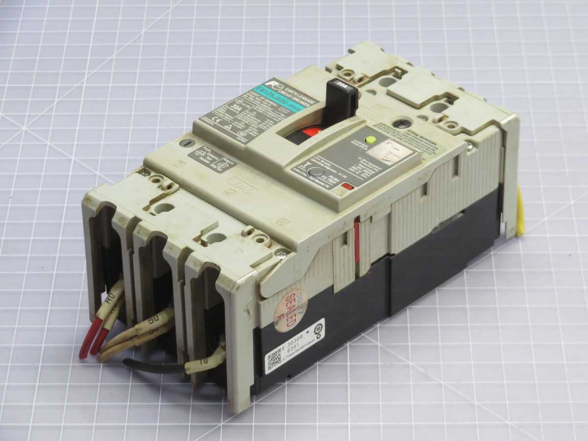 FUJI ELECTRIC EW125JAGU-3P030 CIRCUIT BREAKER T259523 - CIRCUIT BREAKERS