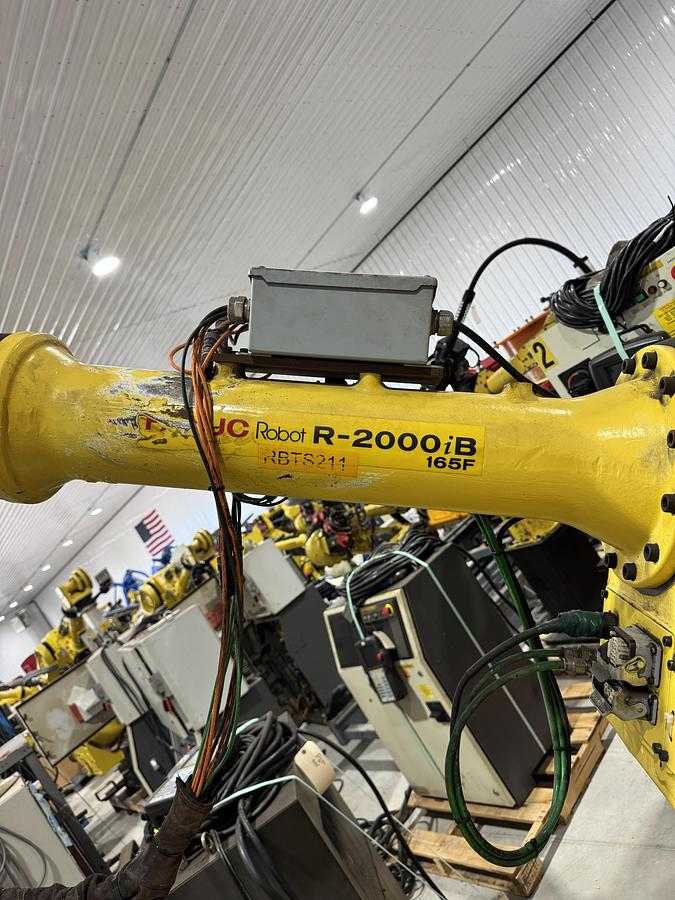 2007 FANUC R-2000IB/165F ROBOT, 165KG PAYLOAD, 2655MM REACH, R-30IA CONTROL - ARTICULATED ROBOTS