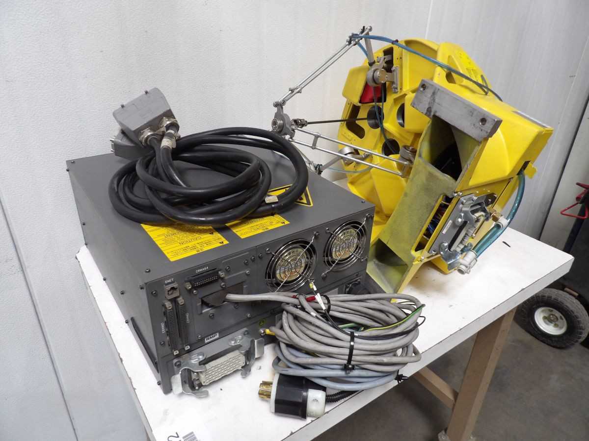 FANUC M-1IA 0.5S ROBOTS, 4 AXIS, 0.5 KG PAYLOAD, 280 MM REACH, ±0.02 MM REPEATABILITY - DELTA ROBOTS