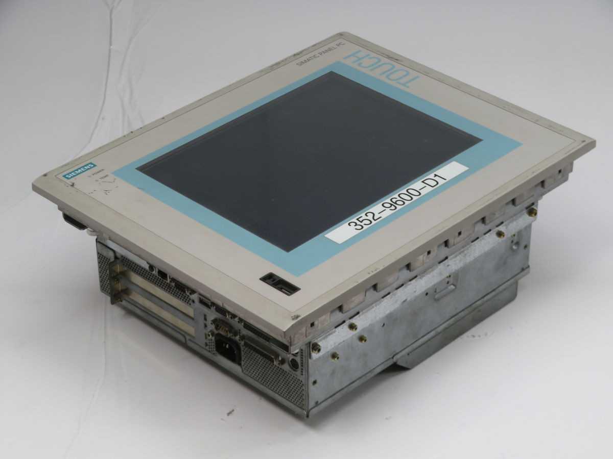 SIEMENS 6AV7722-1AC10-0AD0 CONTROL PANELS INTERFACES, 12 TFT TS 800X600 RES, 128 MB RAM - HMIS & DISPLAYS