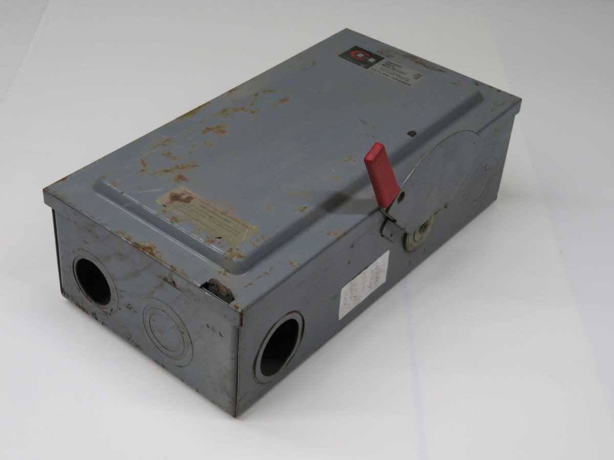 CUTLER HAMMER 4144H443 SAFETY SWITCH T256481 - DISCONNECT SWITCHES