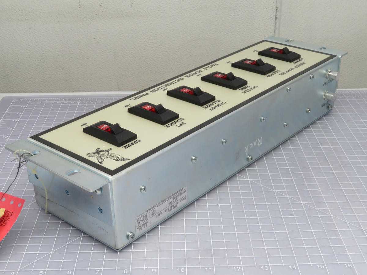WESTINGHOUSE M455430 812H46 EAGLE 21 POWER DISTRIBUTION PANEL, 6 INTEGRAL CIRCUIT BREAKERS - CIRCUIT BREAKERS