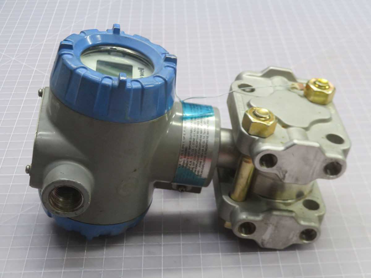 Honeywell WM YSTR82D-21CS1C0-DGABA40 Smart Pressure Transmitter T266622 - PRESSURE TRANSMITTER