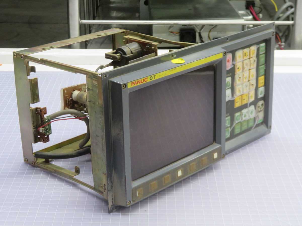 FANUC A02B-0083-C102 A61L-0001-0092 OT Operator Control Panel T264158 - OPERATOR INTERFACE PANELS