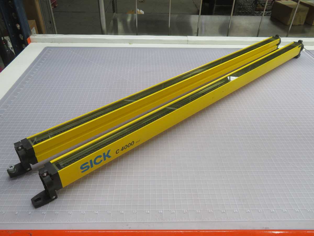 LOT OF 2 SICK C40S-1001AA310 C40E-1001AN310 SAFETY LIGHT CURTAIN T266531 - SENSORS