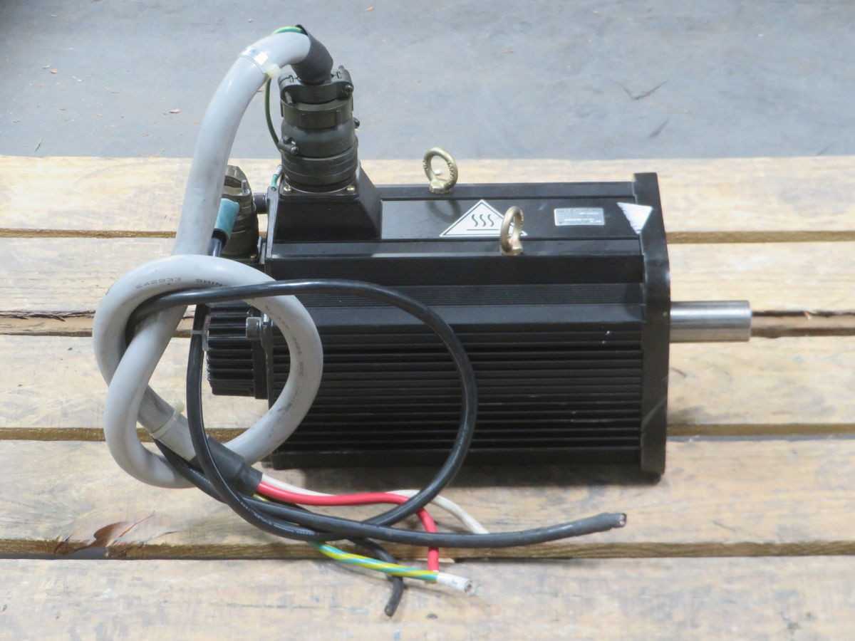 YASKAWA SGMG-75V 6V-FJ11, SERVO MOTORS, 7.5 KW POWER, 47.7 NM TORQUE, 1500 RPM SPEED - SERVO