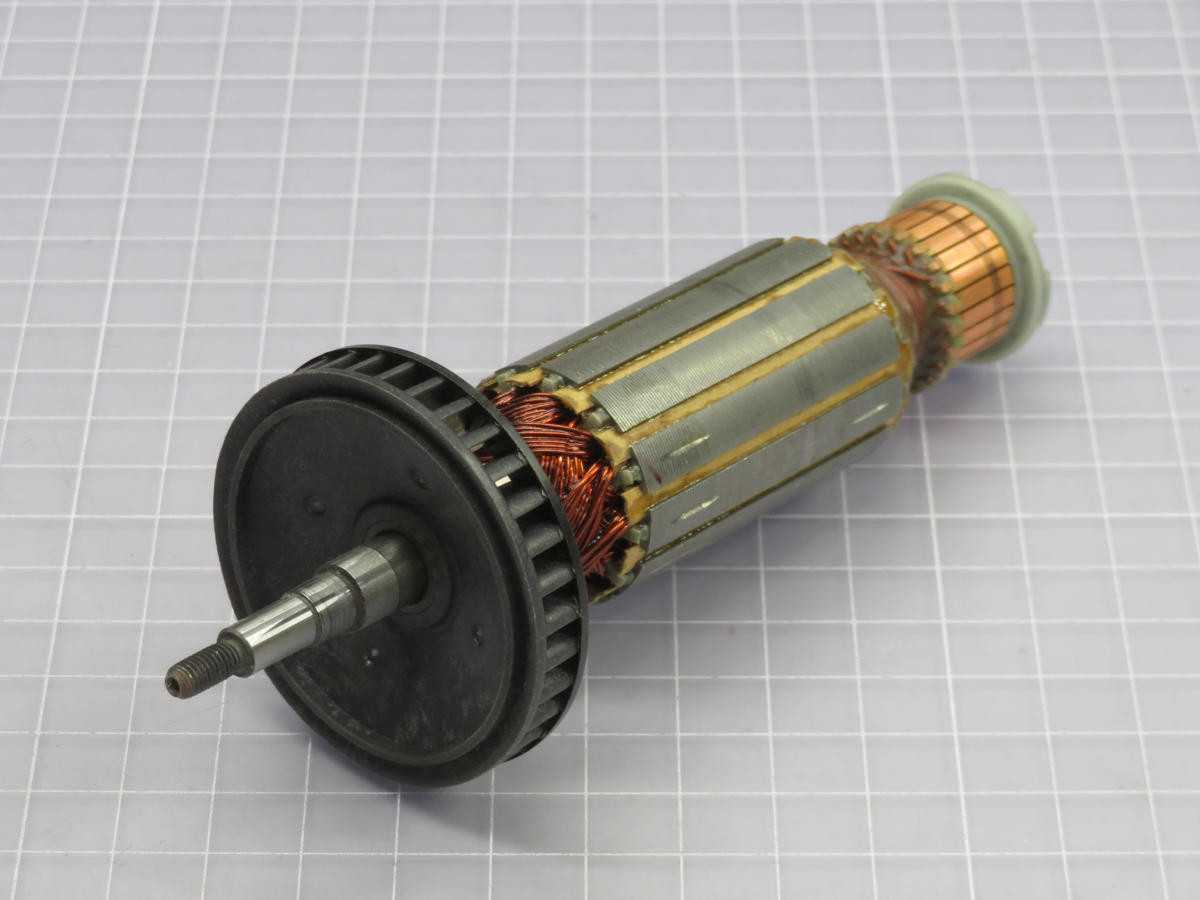 LENZE 16-10-7010, MOTOR ARMATURE ASSEMBLY, 120V AC, 60 HZ SUPPLY, 1440 W POWER, 57 MM DIAMETER - SERVO MOTORS