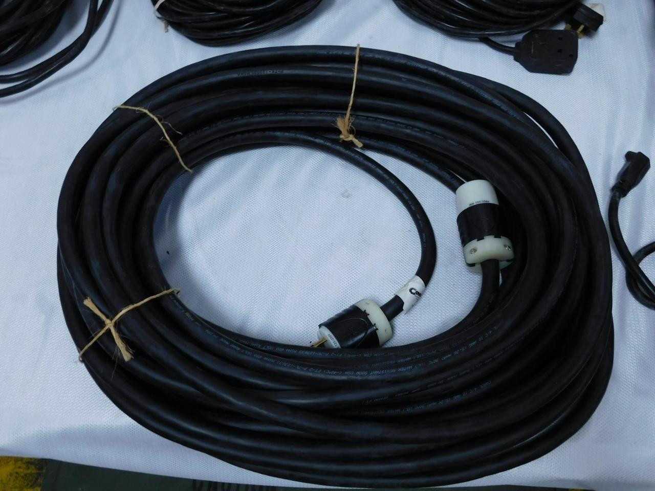 LOT OF 13 COWART ELECTRICAL HEAVY DUTY EXTENSION CABLES - ELECTRICAL WIRE