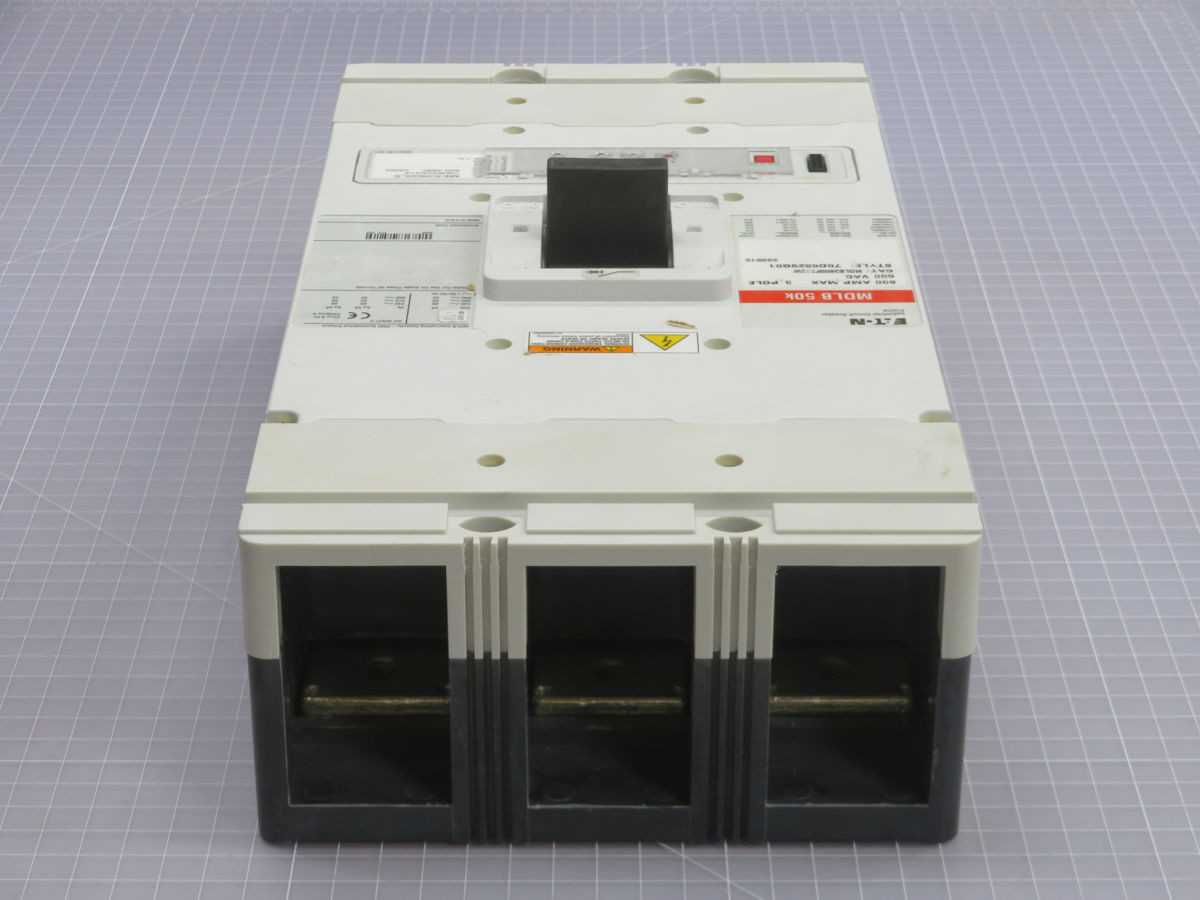 EATON MDLB3800FT33W, CIRCUIT BREAKERS, 3-POLE, 800A RATING, 65 KAIC@240VAC INT. CAP. - CIRCUIT BREAKERS