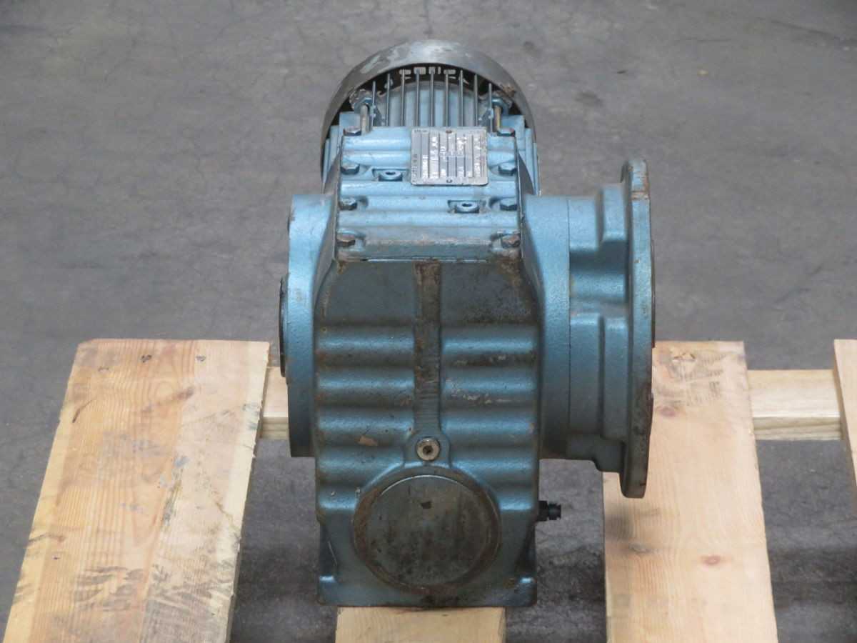 SEW Eurodrive DFT80N4-KS Motor With Gear T263294 - GEAR REDUCERS