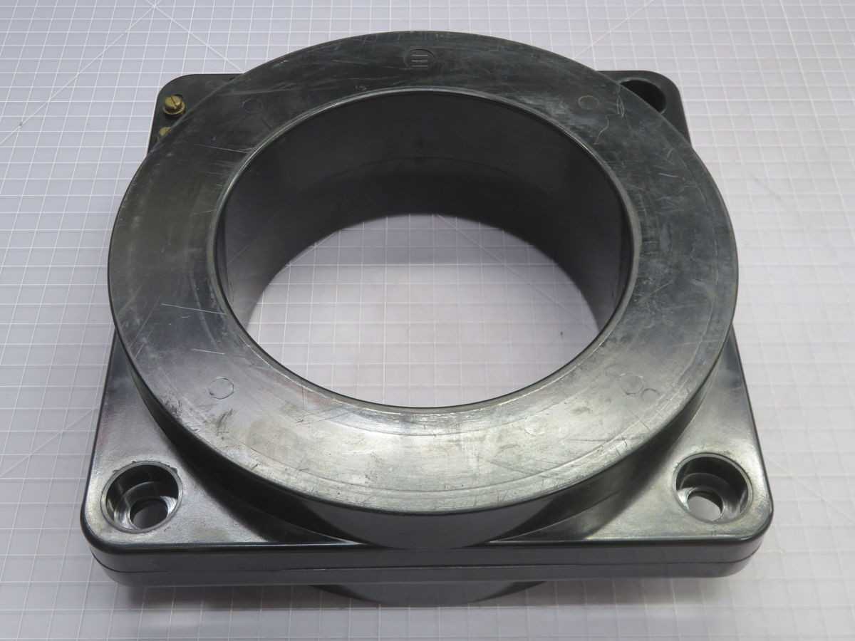 SIEMENS 61-300-066-302 CURRENT TRANSFORMER T263811 - POWER TRANSFORMERS