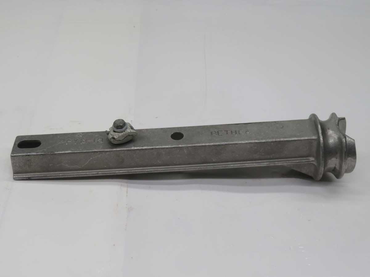 LOT OF 25 BETHEA PTB-18 P-6340-1 POLE TOP BRACKET T265013 - BRACKETS