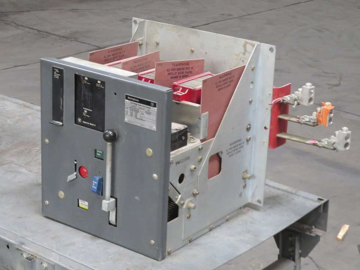 WESTINGHOUSE DS-206 LV POWER CB, 3-POLE, 800A CONT, 600VAC MAX, 30KA INTERRUPT, DRAW-OUT - CIRCUIT BREAKERS