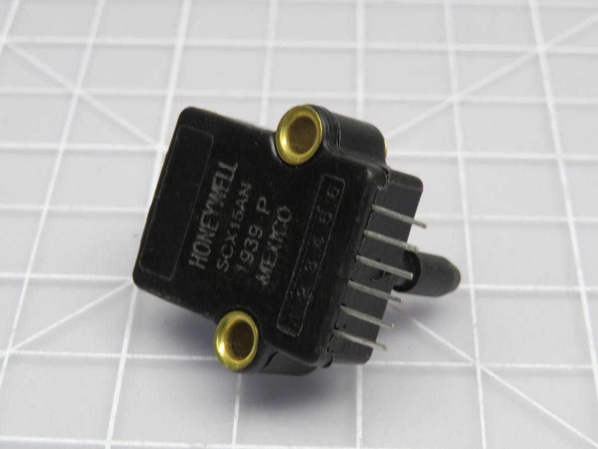 LOT OF 260 HONEYWELL SCX15AN 1939 P BOARDMOUNT SENSOR - SENSORS