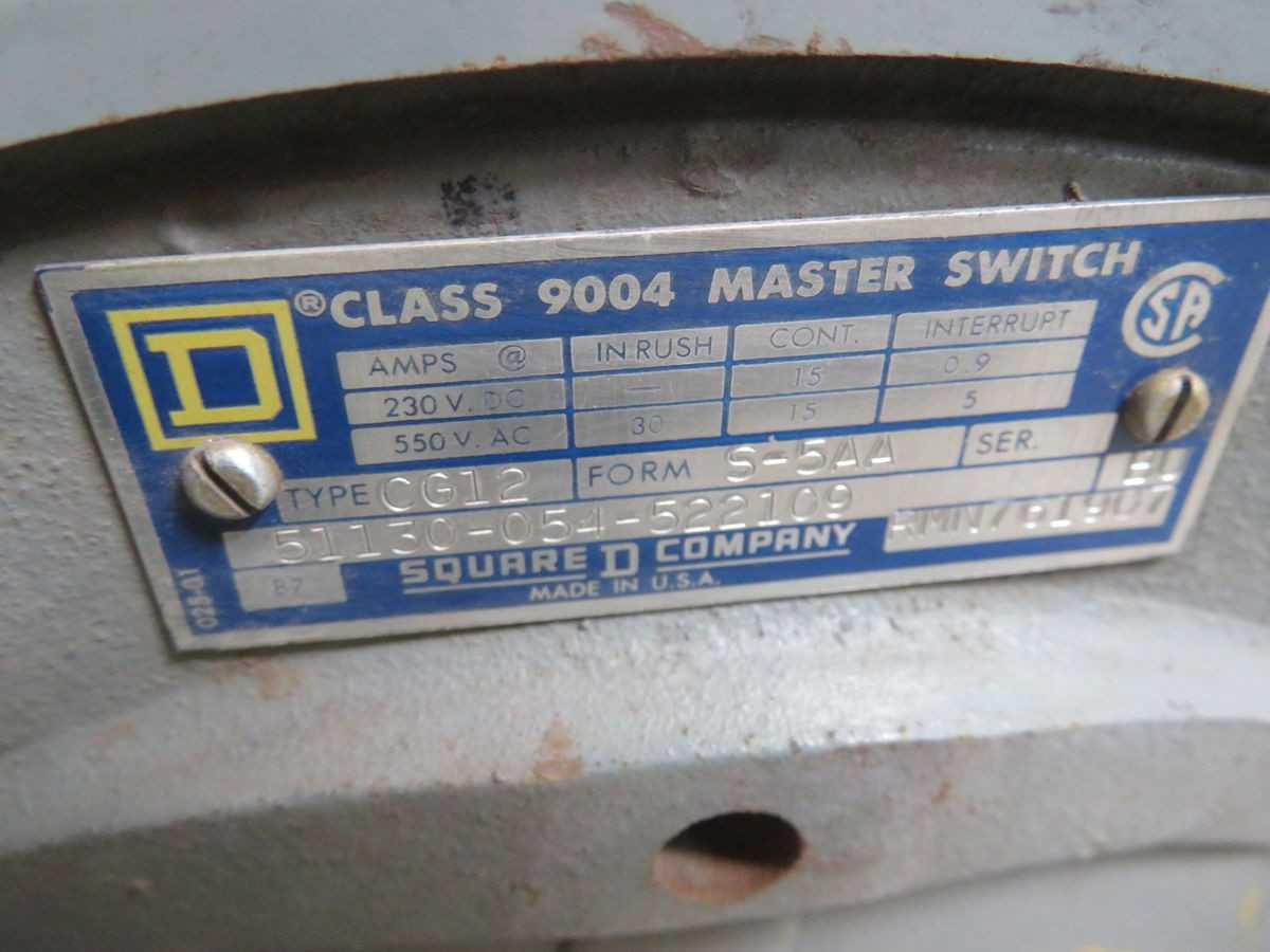 SQUARE D CG12 CLASS 9004 MASTER SWITCH T259454 - DISCONNECT SWITCHES