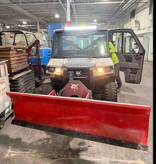 Bobcat 3650 Utility Vehicle, 24HP, 30MPH, 4X4, 1250lbs Cargo Capacity - UTILITY VEHICLES