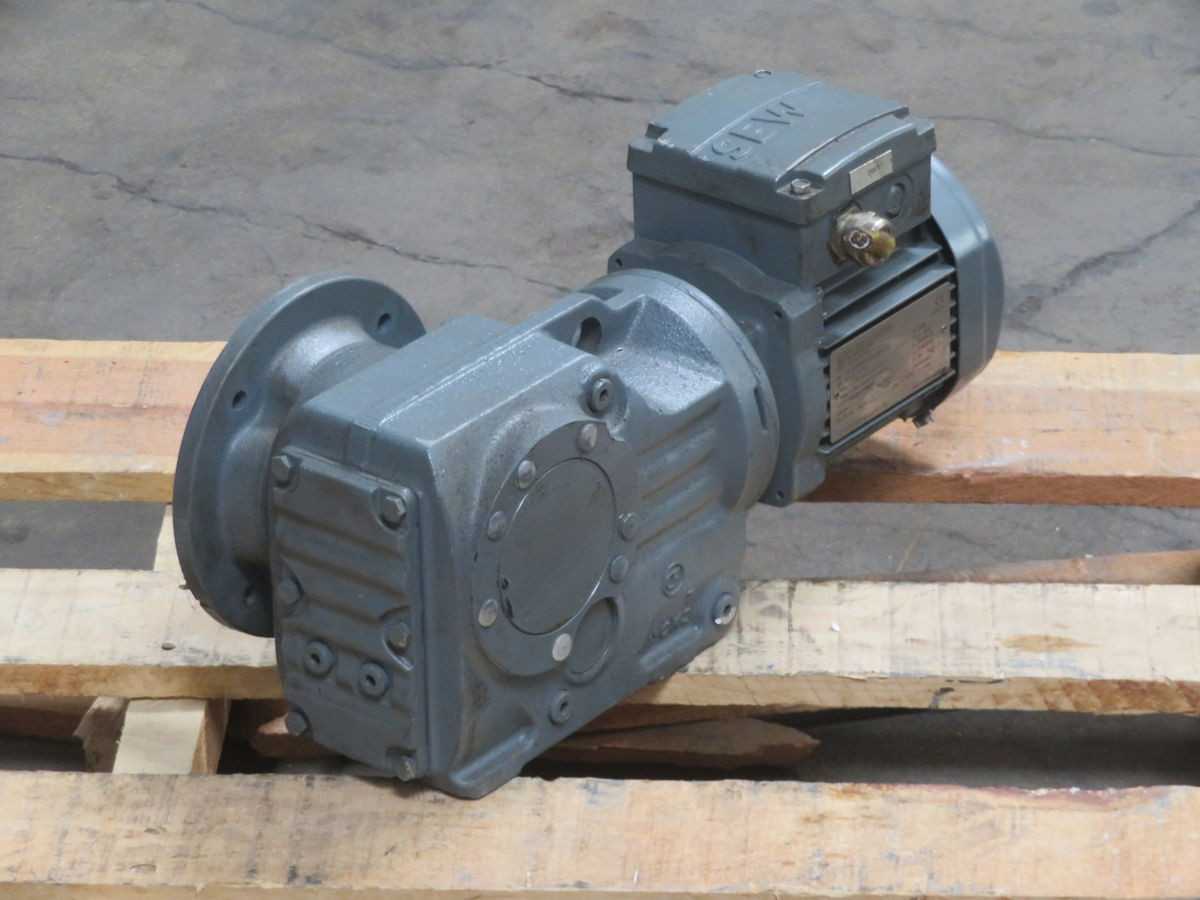 SEW EURODRIVE KF37 DR63S4/TF GEAR MOTOR T263380 - GEAR REDUCERS