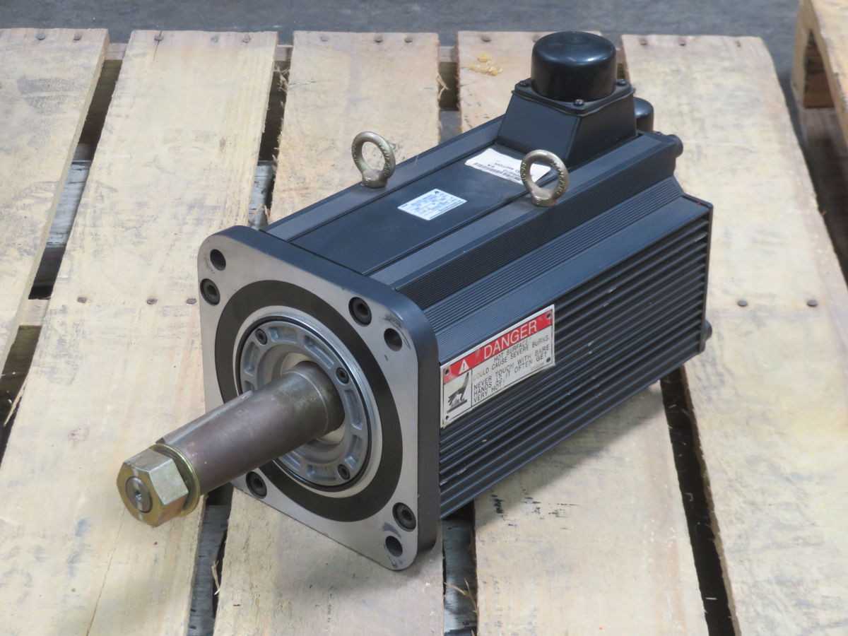 YASKAWA SGMG-75A2AC SERVO MOTOR, 7.5 KW POWER, 48 NM TORQUE, 1500 RPM SPEED - SERVO