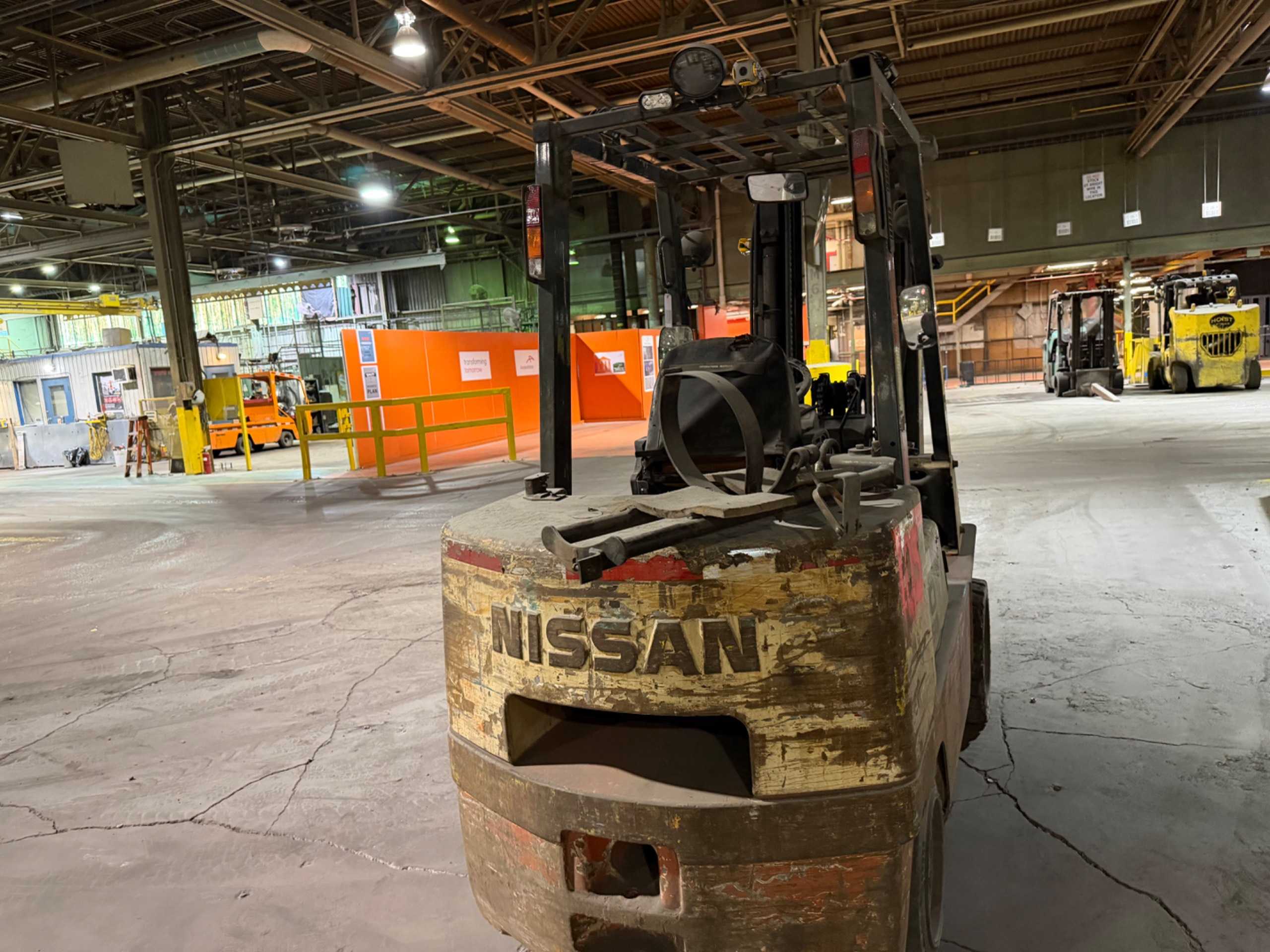 Nissan Optimum 80 Forklift, 8000lb Capacity, LPG Engine, 60.3HP, 157-217IN Lift Height - SIT-DOWN FORKLIFTS