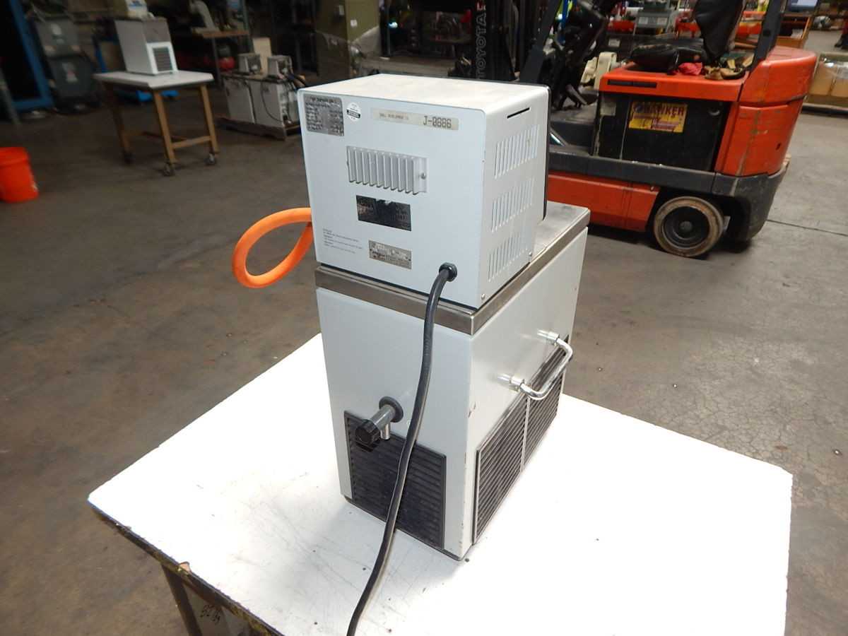 LAUDA RM6 HEATING COOLING CIRCULATING BATH - LAB & SCIENTIFIC
