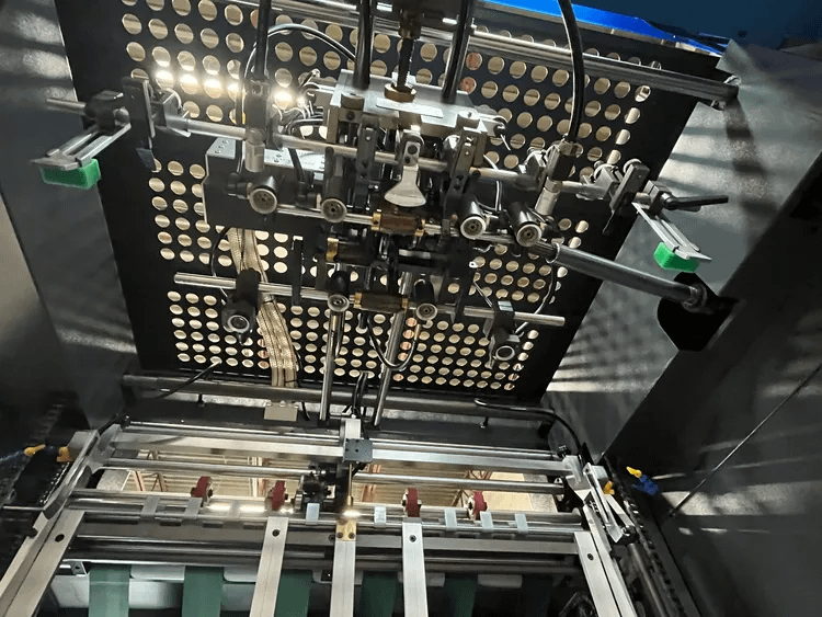 2021 SHM SH-1060SE DIE CUTTING/STRIPPING MACHINE, 8000 RPH, 1060X750MM MAX SHEET - PULP & PAPER