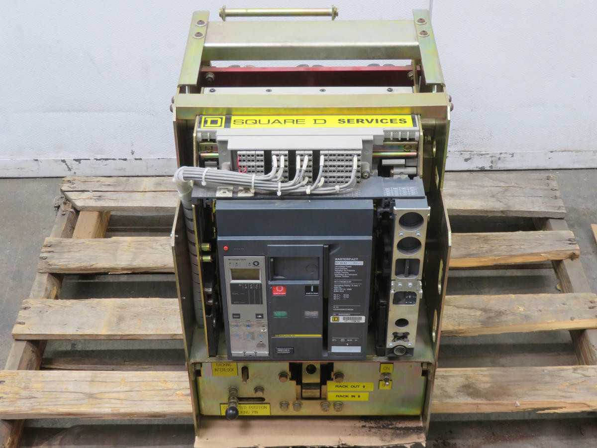 SQUARE D NT08N1 CIRCUIT BREAKER, 800A CURRENT, 600V VOLTAGE, 35KA @ 600V INTERRUPTING - INDUSTRIAL PARTS