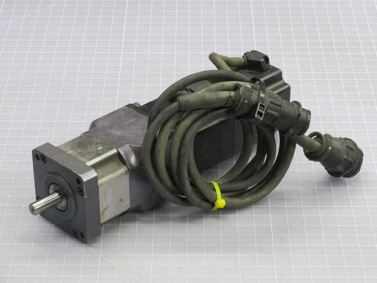 Allen Bradley Y-2006-2-H04AA Servo, 0.69 Nm Stall Torque, 4500 RPM Max Speed - SERVO DRIVES