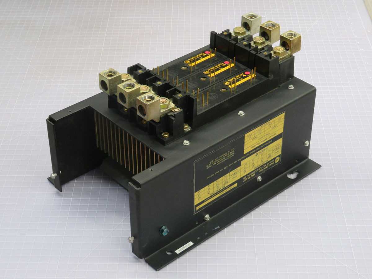 ALLEN BRADLEY 150-A97NBDB SOFT START, 97A CURRENT, 3PHASE, 380-480V VOLTAGE, 50/60HZ FREQ - MOTOR STARTERS