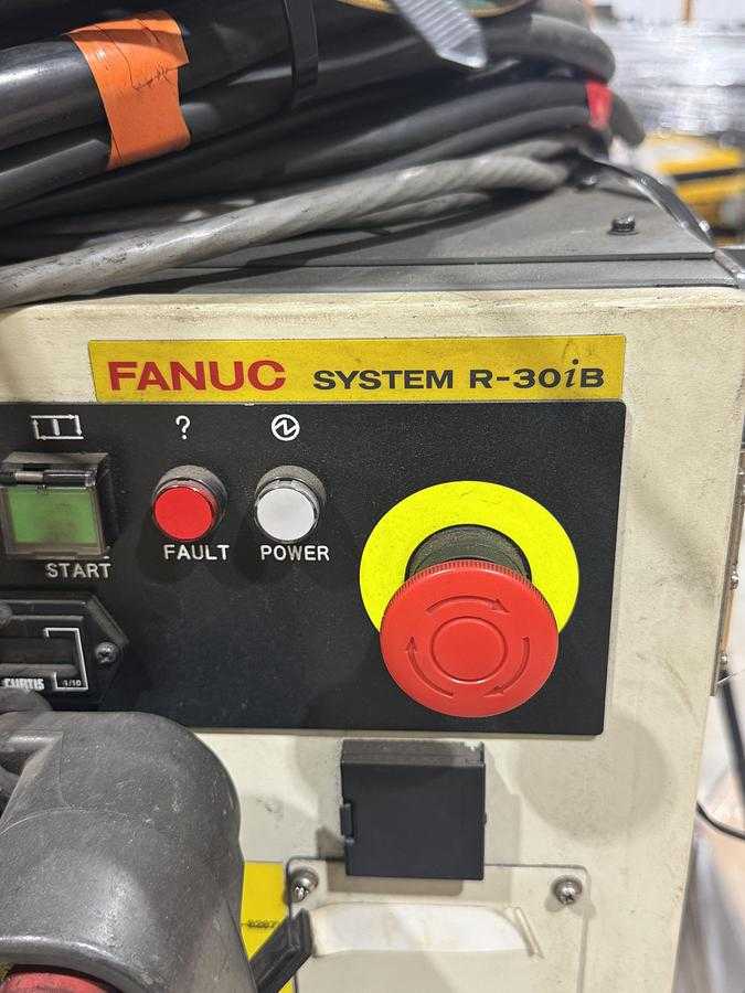 FANUC ARC MATE 100IC/12 ARTICULATED ROBOT, 12KG PAYLOAD, 1420MM REACH, R-30IB CONTROLLER - ARTICULATED ROBOTS