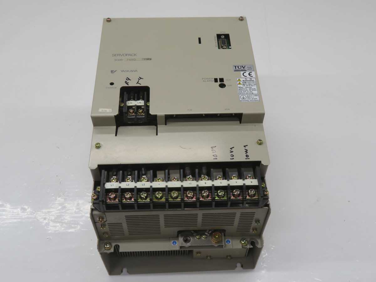 YASKAWA SGDB-75VDY178 SERVO DRIVES, 7.5 KW POWER, 3-PH 220-230 VAC INPUT, 54.7 A OUTPUT - SERVO