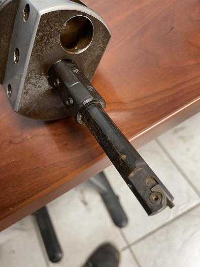 CRITERION DBL-204 BORING HEAD, 1-1/4" DIAMETER SHANK, 2-1/2" LENGTH, ADJUSTABLE OFFSET - TOOL HOLDERS