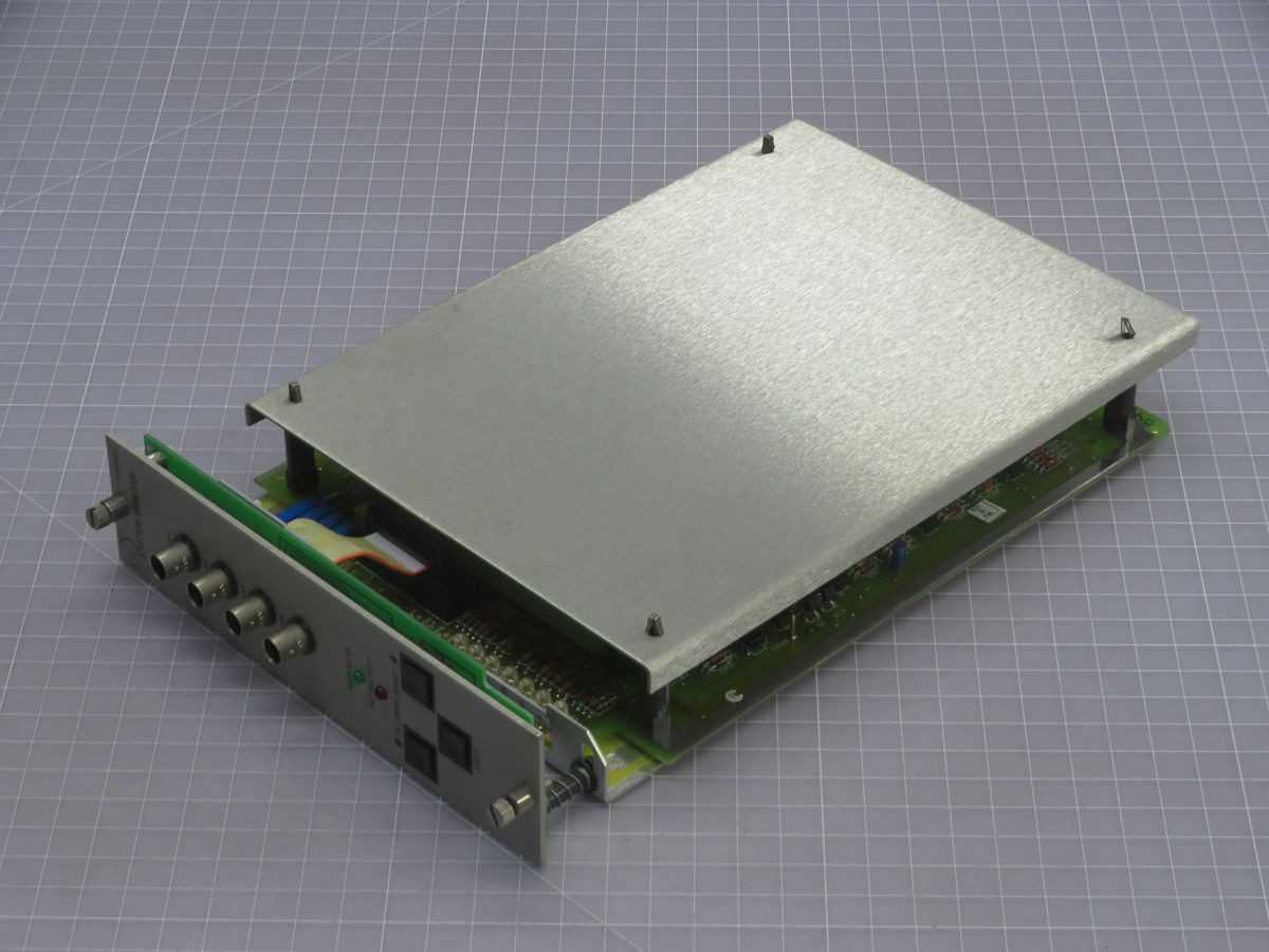 BENTLEY 3300/03-01-00 MONITOR, 2 CHANNELS, RS232 COMM, KEYPHASOR, 18-24VDC POWER, CONFIG ALARMS - PLC MODULES
