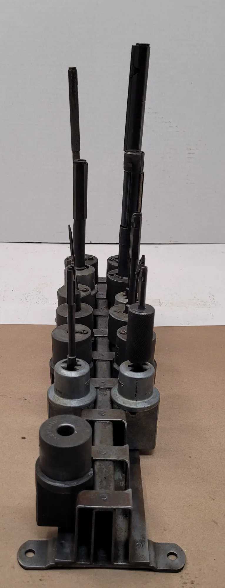 SUNNEN HONING MANDREL SET (SET OF 12) W/ RACK - MACHINING TOOLING & PARTS