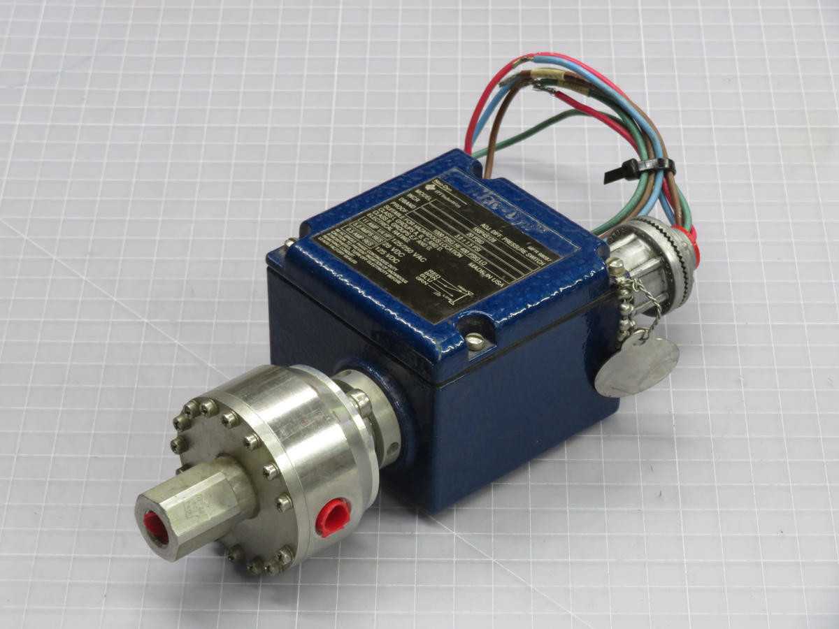 ITT 160P4S128 NEO-DYN PRESSURE SWITCH T230884 - SWITCHES