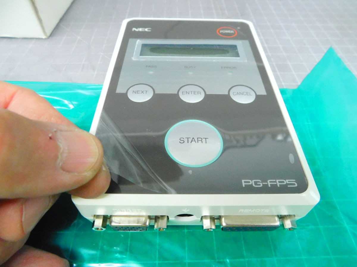 RENESAS/NEC PG-FP95 FLASH MEMORY PROGRAMMER M7270 - THERMOELECTRIC UNITS