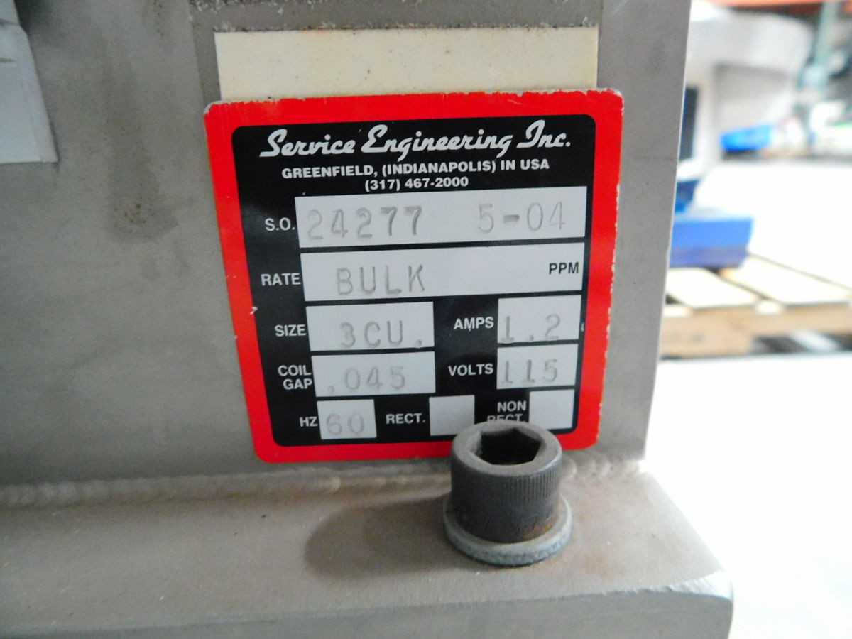 SERVICE ENGINEERING 24277 VIBRATORY PARTS FEEDING HOPPER 24" SS - VIBRATORY FEEDER