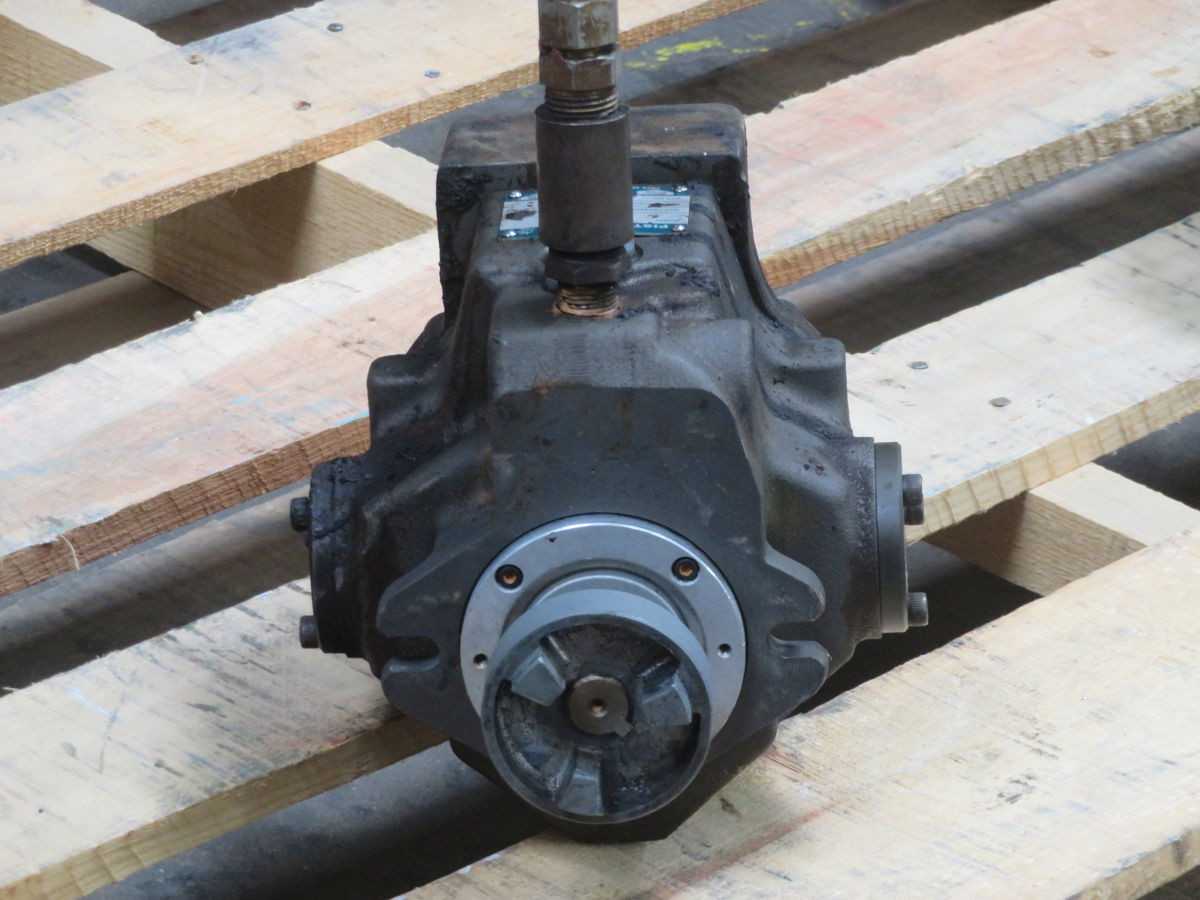 YUKEN 16-F-R-01-H-K-32 PISTON PUMP T263365 - HYDRAULIC VANE PUMP
