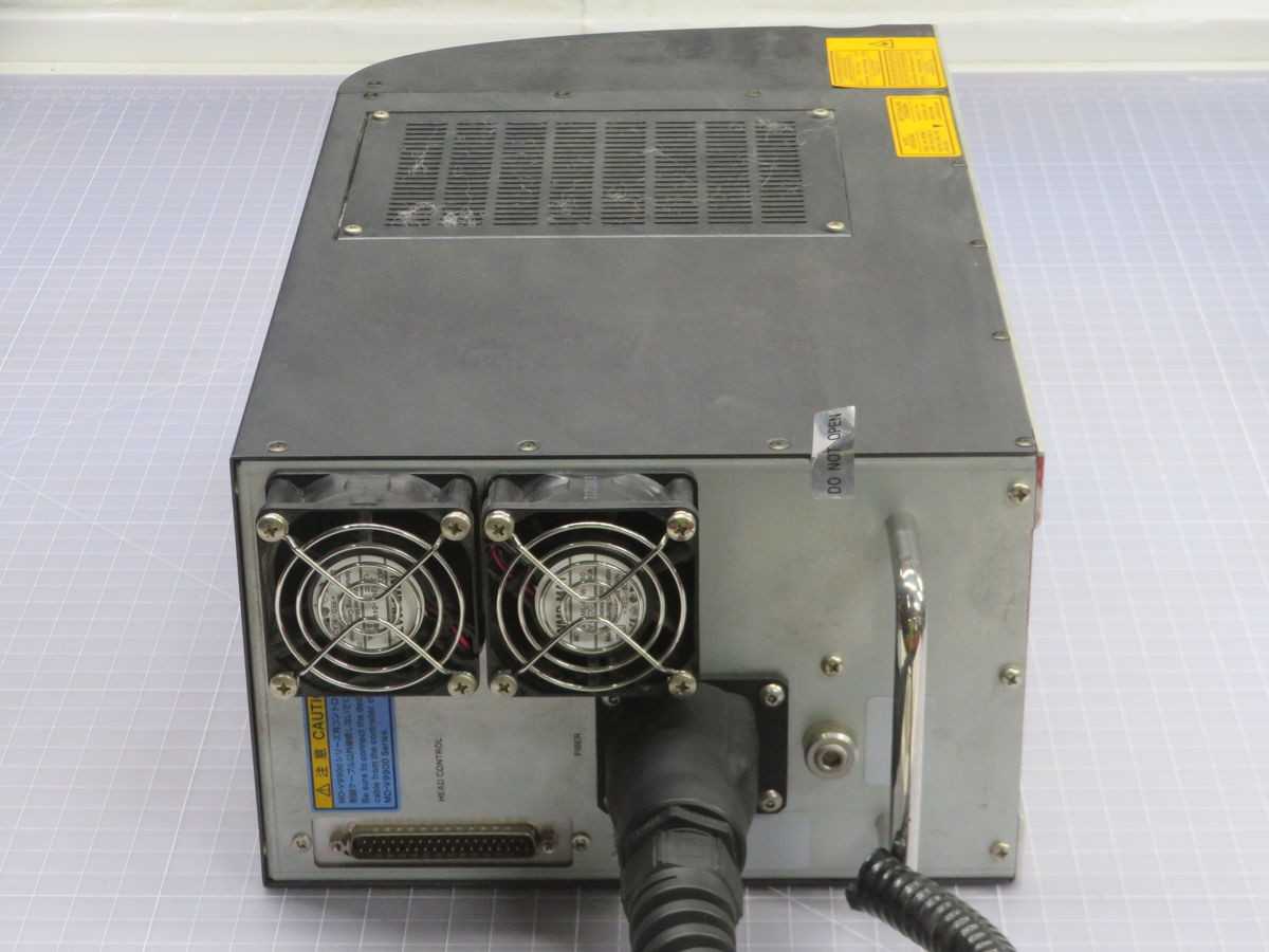 KEYENCE MD-V9900 LASER MARKING SYSTEM, 3 AXIS, 1064 NM WAVELENGTH, 30 W POWER, 400 KHZ FREQUENCY - LASER CUTTING MACHINES